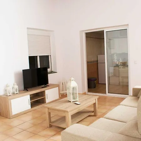 Apartment Vacation *